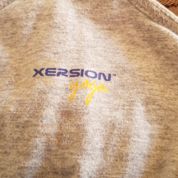 Xersion Heather Gray Workout Top - Picture 4 of 5